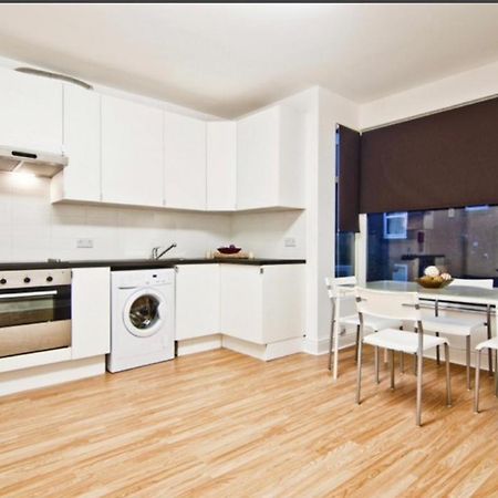 Private Room Close To Leeds University And City Centre 外观 照片