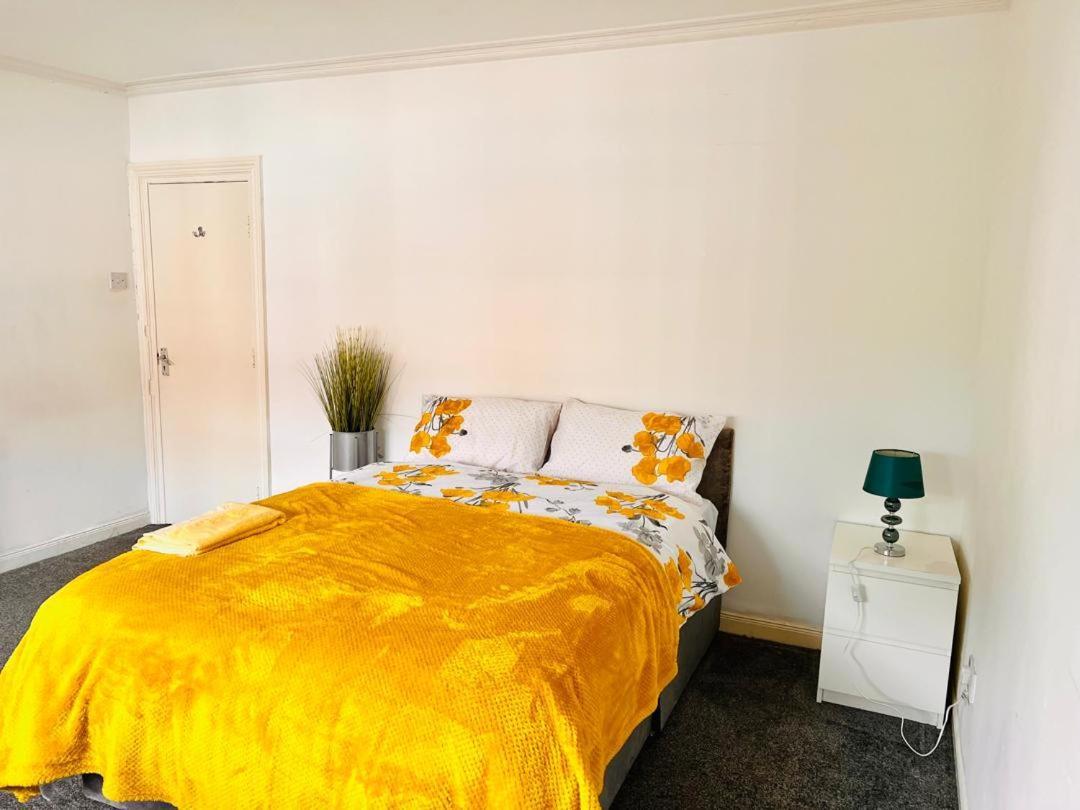 Private Room Close To Leeds University And City Centre 外观 照片