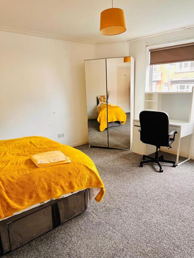 Private Room Close To Leeds University And City Centre 外观 照片