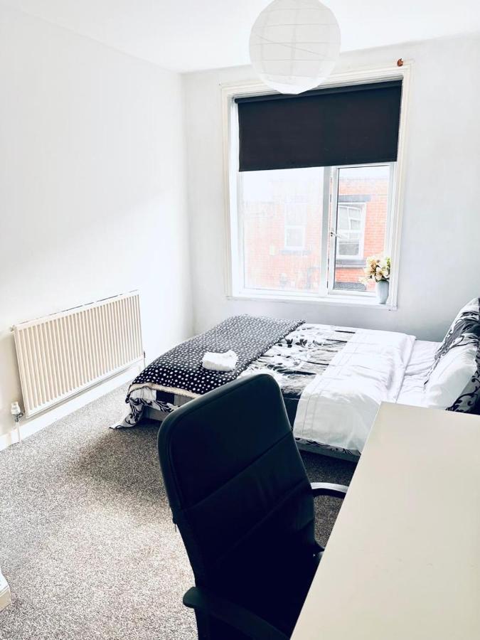 Private Room Close To Leeds University And City Centre 外观 照片